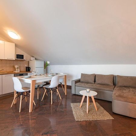 Apartments Jasna Crikvenica Εξωτερικό φωτογραφία